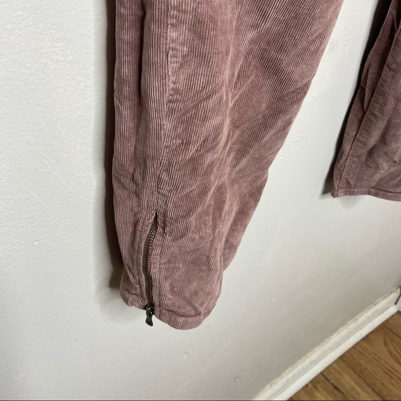 Paige Hoxton High-Rise Skinny Jeans in Faded Mauve Size 32 - Picture 4 of 10